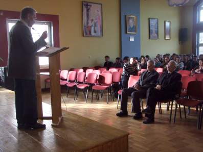 Wyk�ad dr Teofila Wojciechowskiego w ZS w �egocinie.